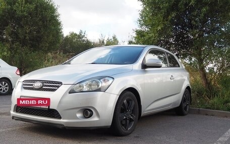 KIA cee'd I рестайлинг, 2010 год, 900 000 рублей, 14 фотография