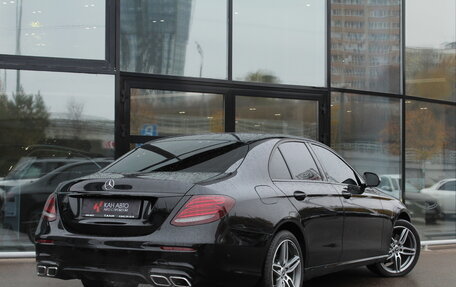 Mercedes-Benz E-Класс, 2017 год, 2 900 000 рублей, 2 фотография