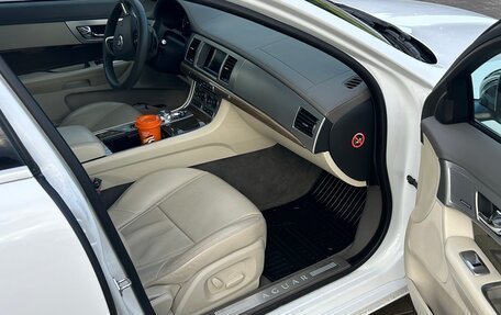 Jaguar XF I рестайлинг, 2013 год, 1 250 000 рублей, 11 фотография