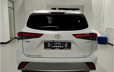 Toyota Highlander, 2024 год, 6 800 000 рублей, 5 фотография