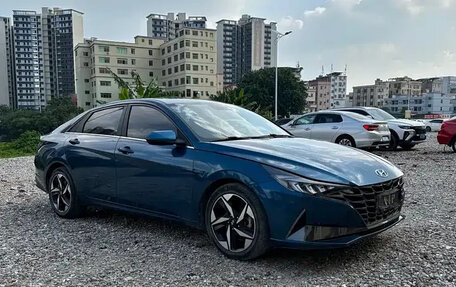 Hyundai Elantra, 2022 год, 1 330 000 рублей, 3 фотография