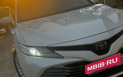 Toyota Camry, 2019 год, 2 700 000 рублей, 1 фотография