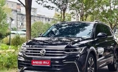 Volkswagen Tiguan II, 2021 год, 2 100 000 рублей, 1 фотография