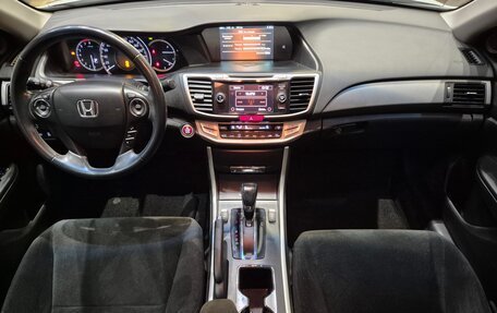 Honda Accord IX рестайлинг, 2013 год, 1 550 000 рублей, 24 фотография