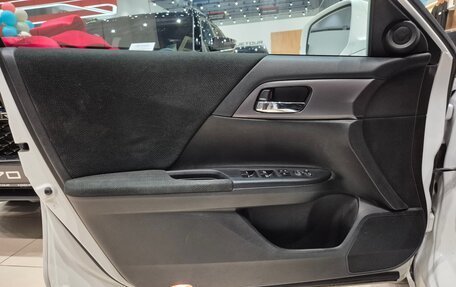 Honda Accord IX рестайлинг, 2013 год, 1 550 000 рублей, 16 фотография