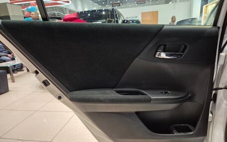 Honda Accord IX рестайлинг, 2013 год, 1 550 000 рублей, 18 фотография