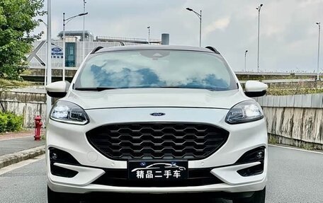 Ford Escape, 2022 год, 1 678 000 рублей, 3 фотография