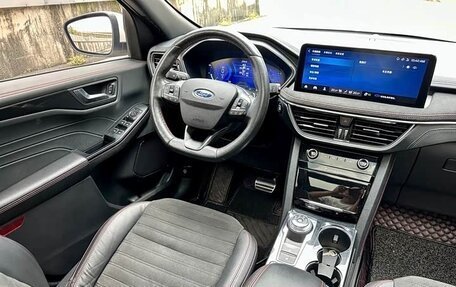Ford Escape, 2022 год, 1 678 000 рублей, 9 фотография