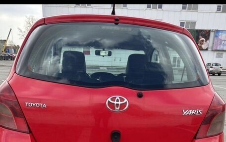 Toyota Yaris III рестайлинг, 2008 год, 620 000 рублей, 4 фотография