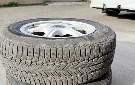 Toyota Estima III рестайлинг -2, 2004 год, 1 200 000 рублей, 26 фотография