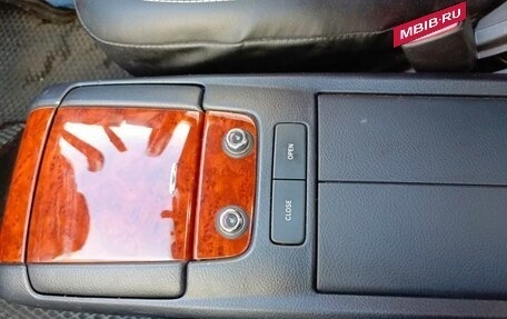 Toyota Estima III рестайлинг -2, 2004 год, 1 200 000 рублей, 24 фотография