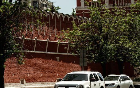 Chevrolet Tahoe III, 2012 год, 1 875 000 рублей, 9 фотография