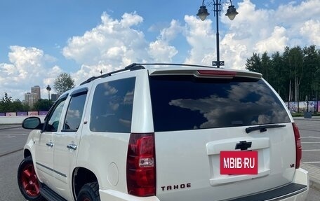 Chevrolet Tahoe III, 2012 год, 1 875 000 рублей, 2 фотография