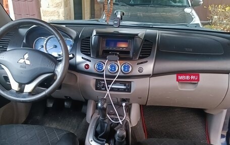 Mitsubishi L200 IV рестайлинг, 2008 год, 795 000 рублей, 6 фотография