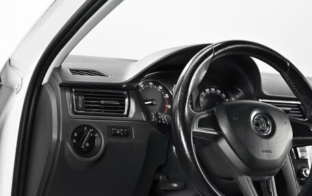 Skoda Rapid I, 2015 год, 1 499 000 рублей, 7 фотография