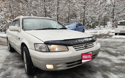 Toyota Camry, 1997 год, 650 000 рублей, 1 фотография