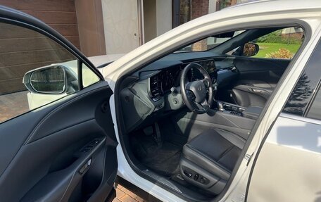 Lexus RX IV рестайлинг, 2023 год, 8 400 000 рублей, 7 фотография