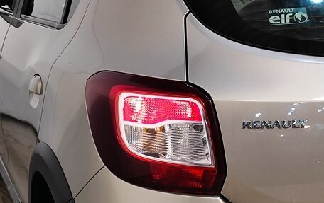 Renault Sandero II рестайлинг, 2015 год, 989 000 рублей, 5 фотография