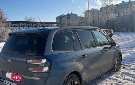 Citroen C4 Picasso II рестайлинг, 2015 год, 1 600 000 рублей, 13 фотография