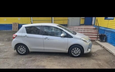 Toyota Vitz, 2018 год, 1 200 000 рублей, 2 фотография