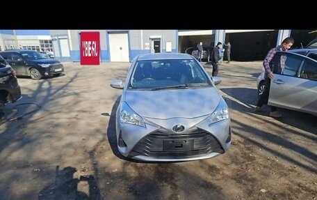 Toyota Vitz, 2018 год, 1 200 000 рублей, 4 фотография