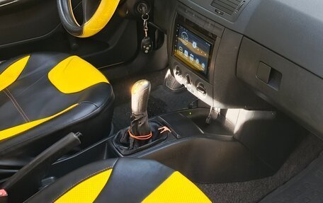 Skoda Fabia I, 2005 год, 380 000 рублей, 10 фотография