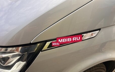 Volkswagen Multivan T6 рестайлинг, 2021 год, 6 400 000 рублей, 11 фотография