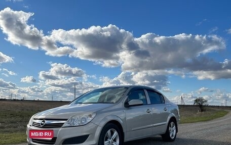 Opel Astra H, 2008 год, 700 000 рублей, 3 фотография
