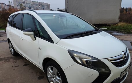 Opel Zafira C рестайлинг, 2013 год, 1 180 000 рублей, 2 фотография