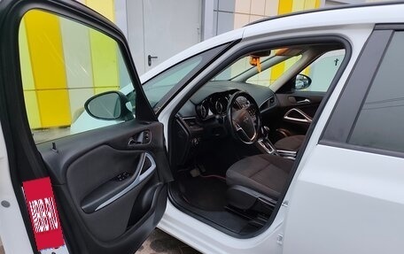 Opel Zafira C рестайлинг, 2013 год, 1 180 000 рублей, 16 фотография