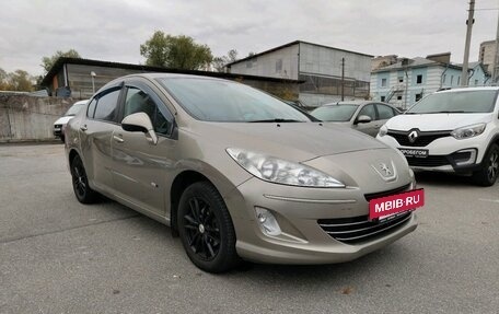 Peugeot 408 I рестайлинг, 2015 год, 499 000 рублей, 3 фотография