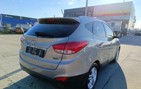 Hyundai ix35 I рестайлинг, 2011 год, 999 000 рублей, 6 фотография