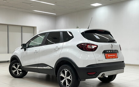 Renault Kaptur I рестайлинг, 2018 год, 1 310 000 рублей, 8 фотография