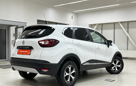 Renault Kaptur I рестайлинг, 2018 год, 1 310 000 рублей, 5 фотография