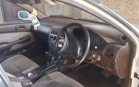 Toyota Carina, 1993 год, 250 000 рублей, 2 фотография