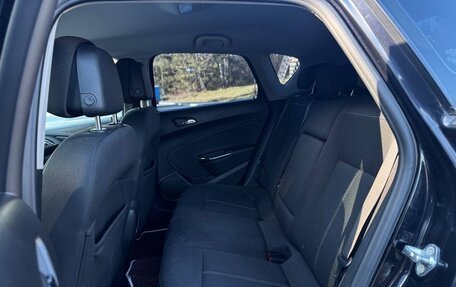 Opel Astra J, 2010 год, 700 000 рублей, 10 фотография