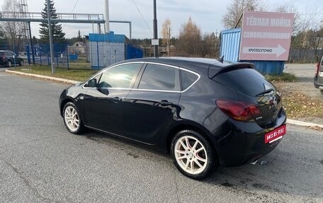 Opel Astra J, 2010 год, 700 000 рублей, 19 фотография