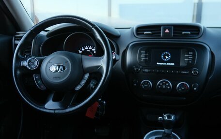 KIA Soul II рестайлинг, 2018 год, 1 565 000 рублей, 10 фотография