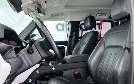 Land Rover Defender II, 2021 год, 5 420 000 рублей, 16 фотография