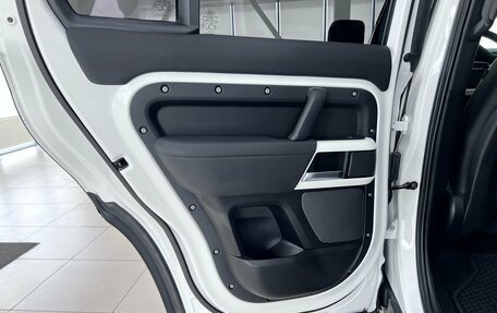 Land Rover Defender II, 2021 год, 5 420 000 рублей, 36 фотография