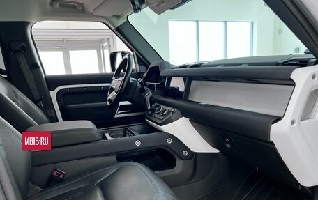 Land Rover Defender II, 2021 год, 5 420 000 рублей, 38 фотография