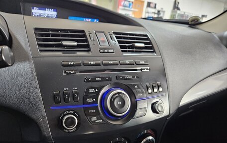 Mazda 3, 2012 год, 1 110 000 рублей, 20 фотография