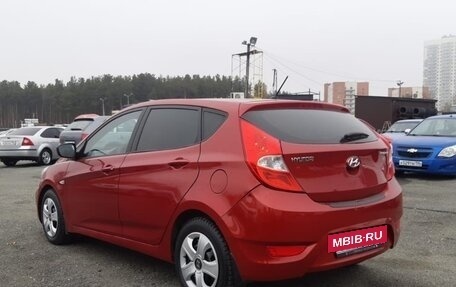 Hyundai Solaris II рестайлинг, 2011 год, 523 000 рублей, 4 фотография