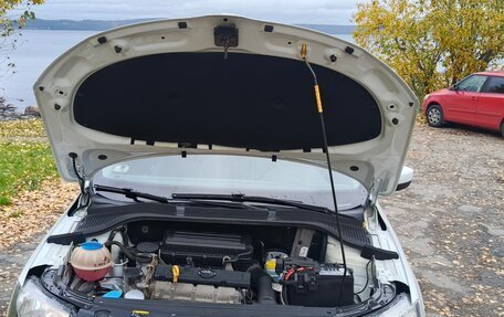 Skoda Rapid I, 2014 год, 800 000 рублей, 7 фотография