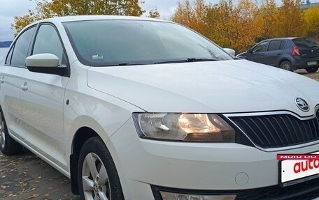 Skoda Rapid I, 2014 год, 800 000 рублей, 2 фотография