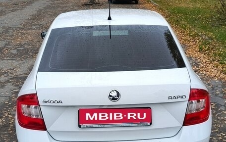 Skoda Rapid I, 2014 год, 800 000 рублей, 10 фотография