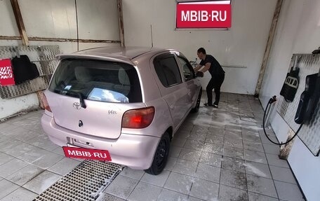 Toyota Vitz, 1999 год, 250 000 рублей, 3 фотография