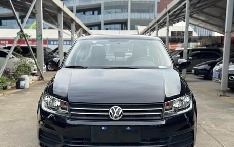 Volkswagen Santana, 2021 год, 950 000 рублей, 2 фотография