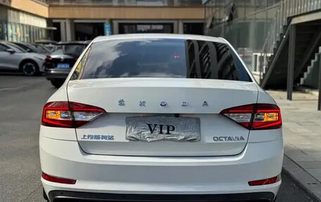 Skoda Octavia, 2022 год, 1 840 000 рублей, 3 фотография