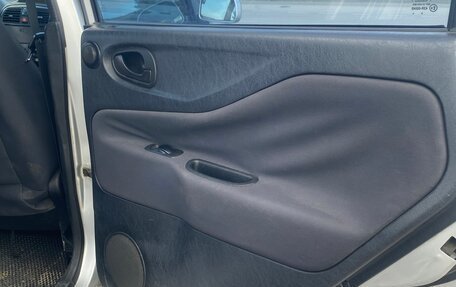 Mitsubishi Space Star I рестайлинг, 2004 год, 510 000 рублей, 25 фотография